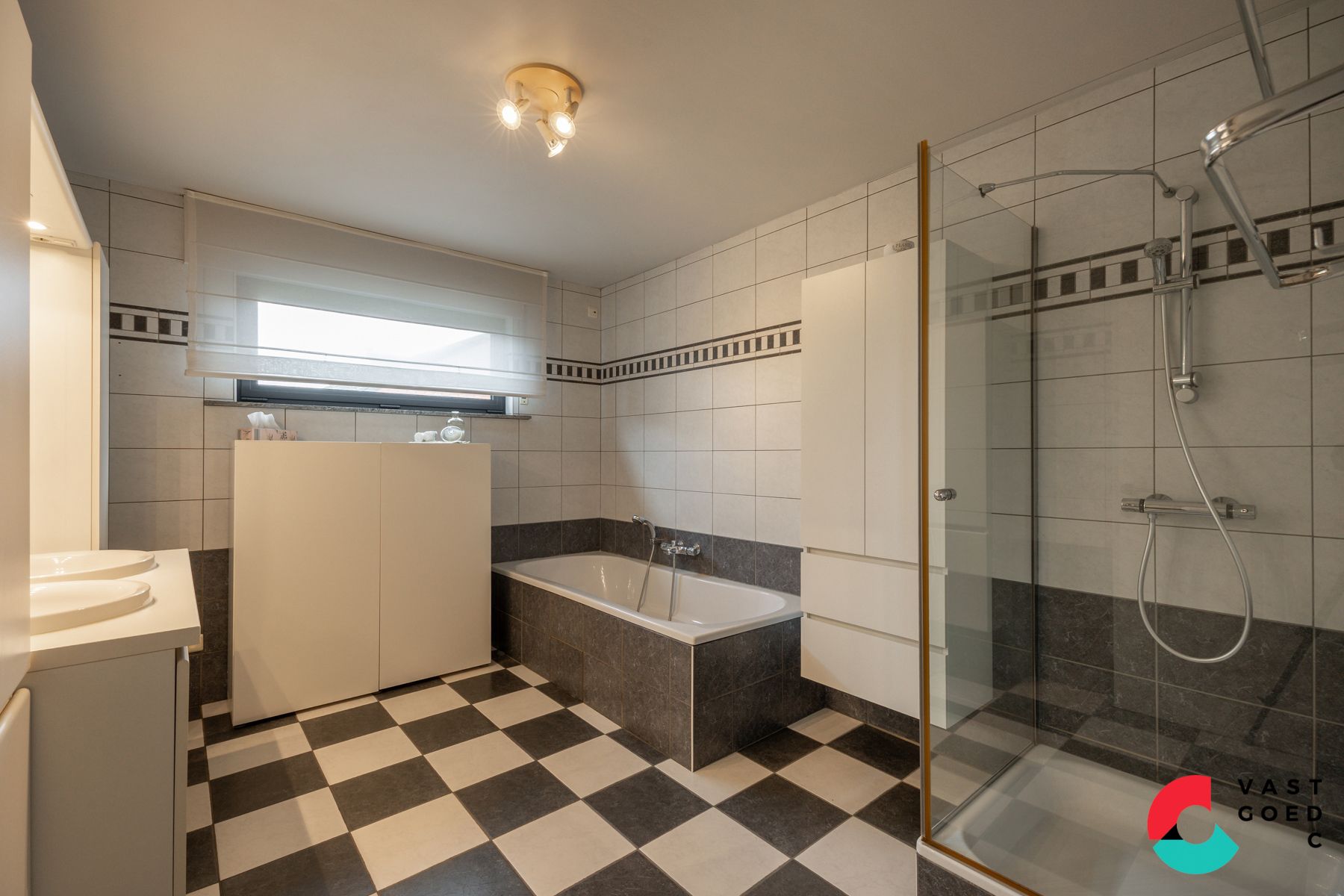 Huis te koop foto 19