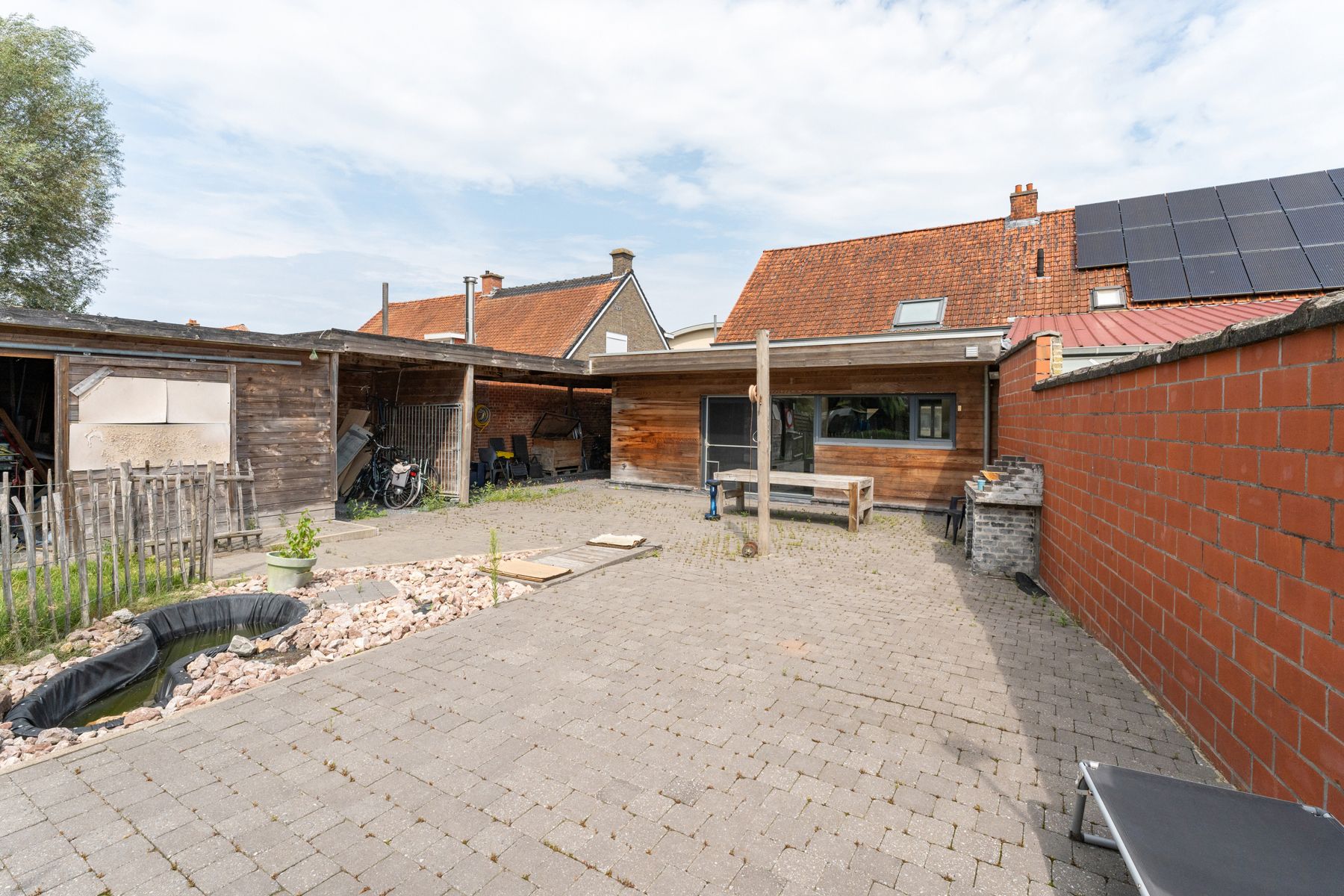 Centraal gelegen woning op 1373 m² met zuidgerichte tuin foto 14