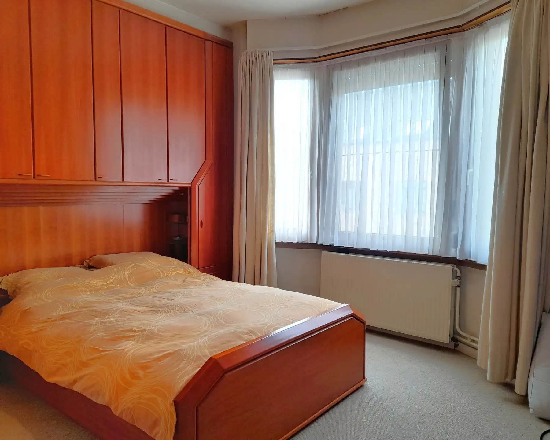 Handelspand met woonhuis en tuintje foto 13