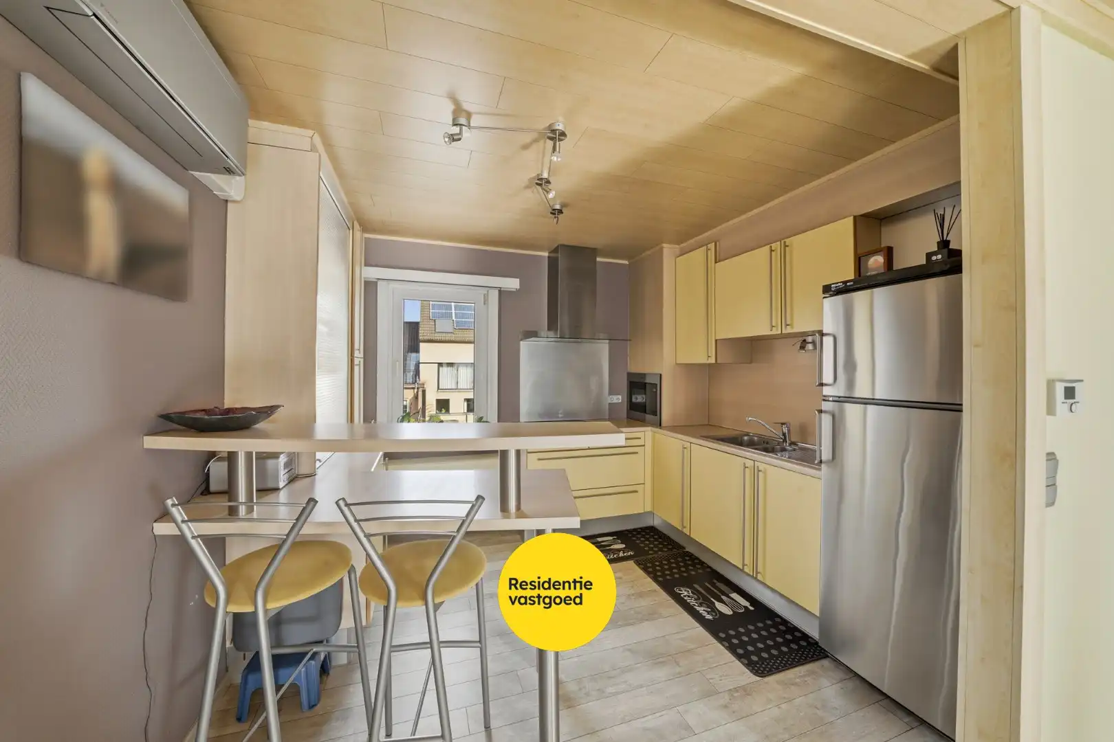 Instapklare bel-étagewoning met dubbele garage te Stene foto 10