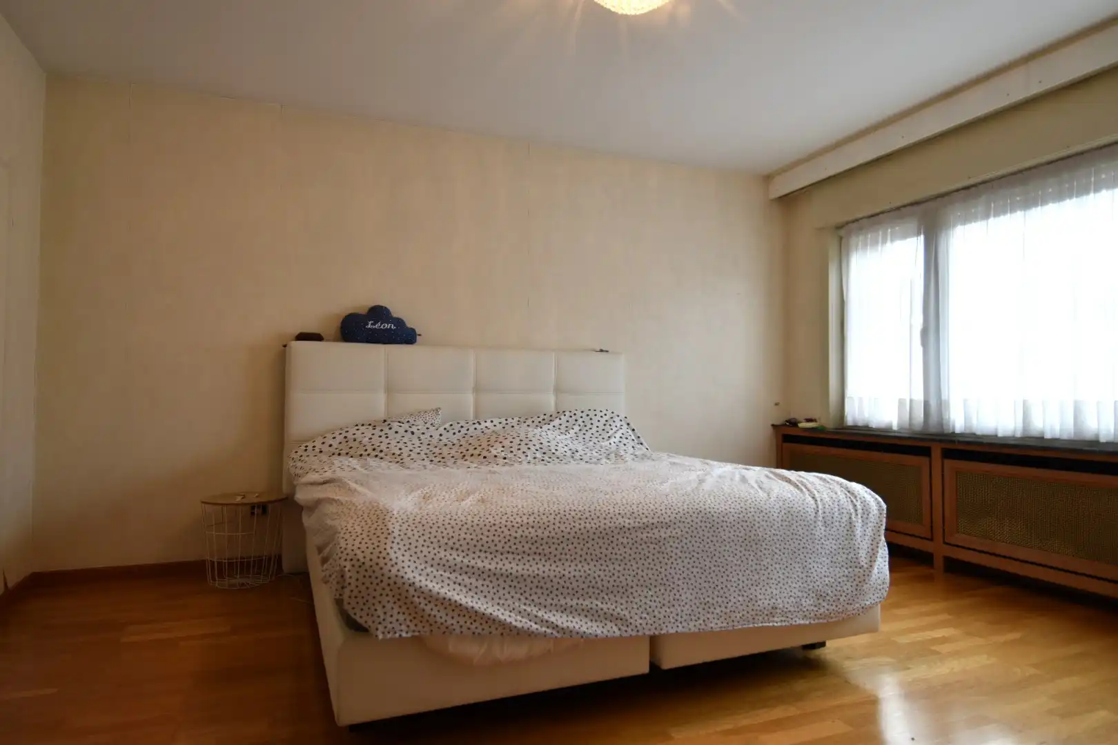 Verzorgde gezinswoning met 3 slaapkamers, tuin en polyvalente/handelsruimte te koop nabij centrum Bissegem foto 9