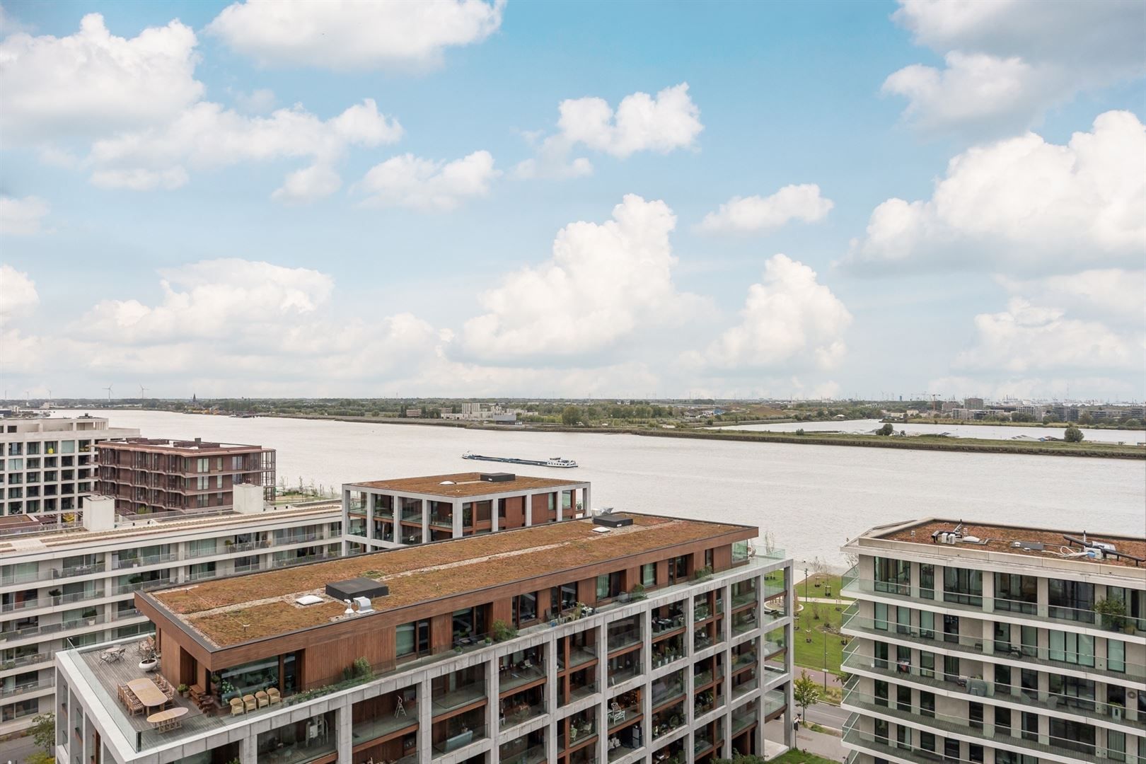 Scheldezicht app met XXL-terras foto 15