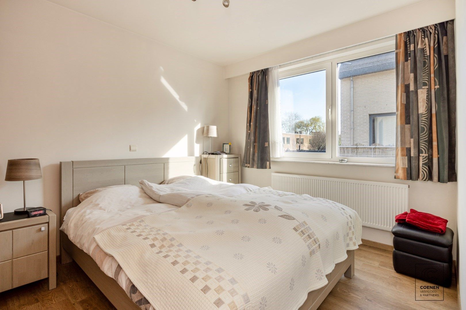 Lichtrijk hoekappartement met ruime woonkamer en 3 slpk's op een centrale locatie te Niel foto 9