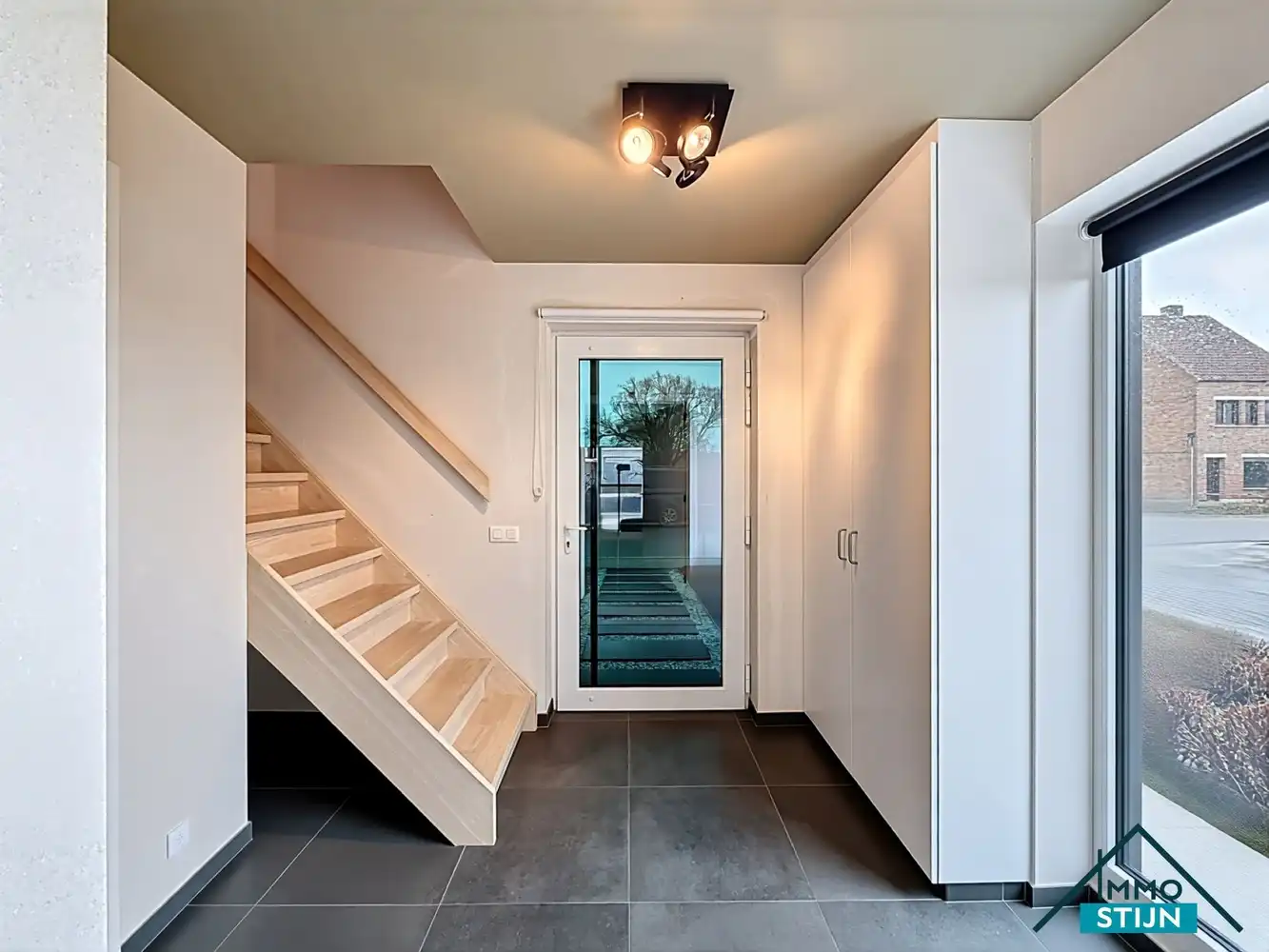 Landelijk gelegen woning met vijf slaapkamers foto 2