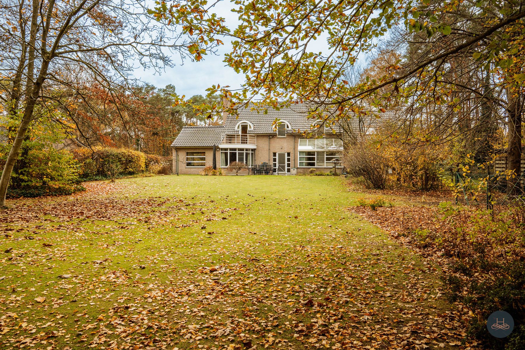 Ruime, energiezuinige villa met panoramisch zicht op groen foto 39
