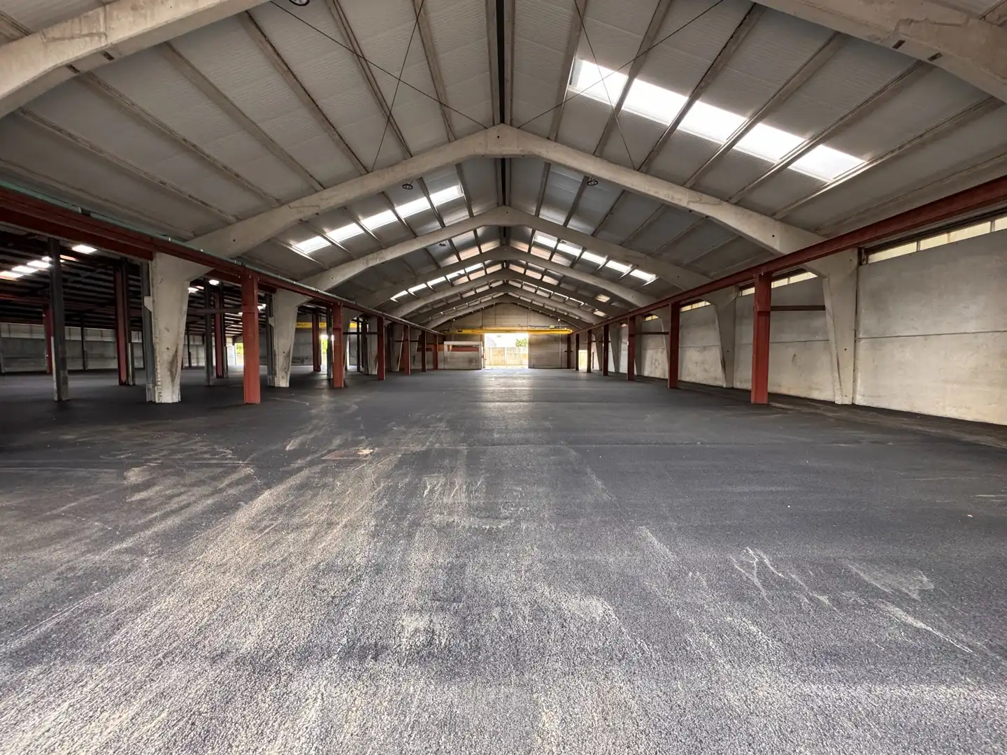 Magazijnruimte van 935 m² in Zwevezele foto 3