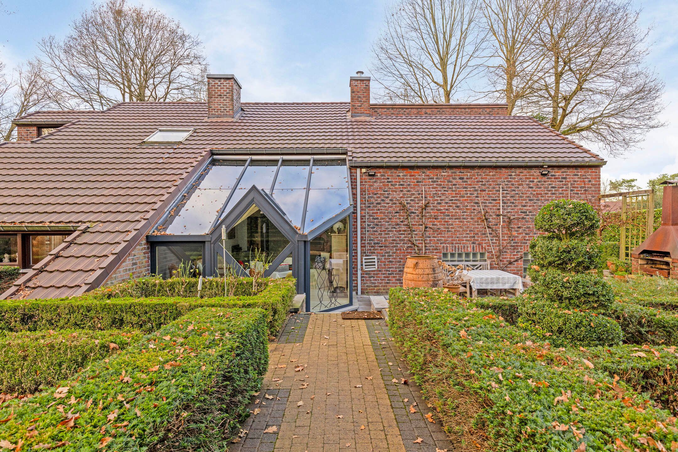 Uitzonderlijk ruime villa op Heikant foto 23