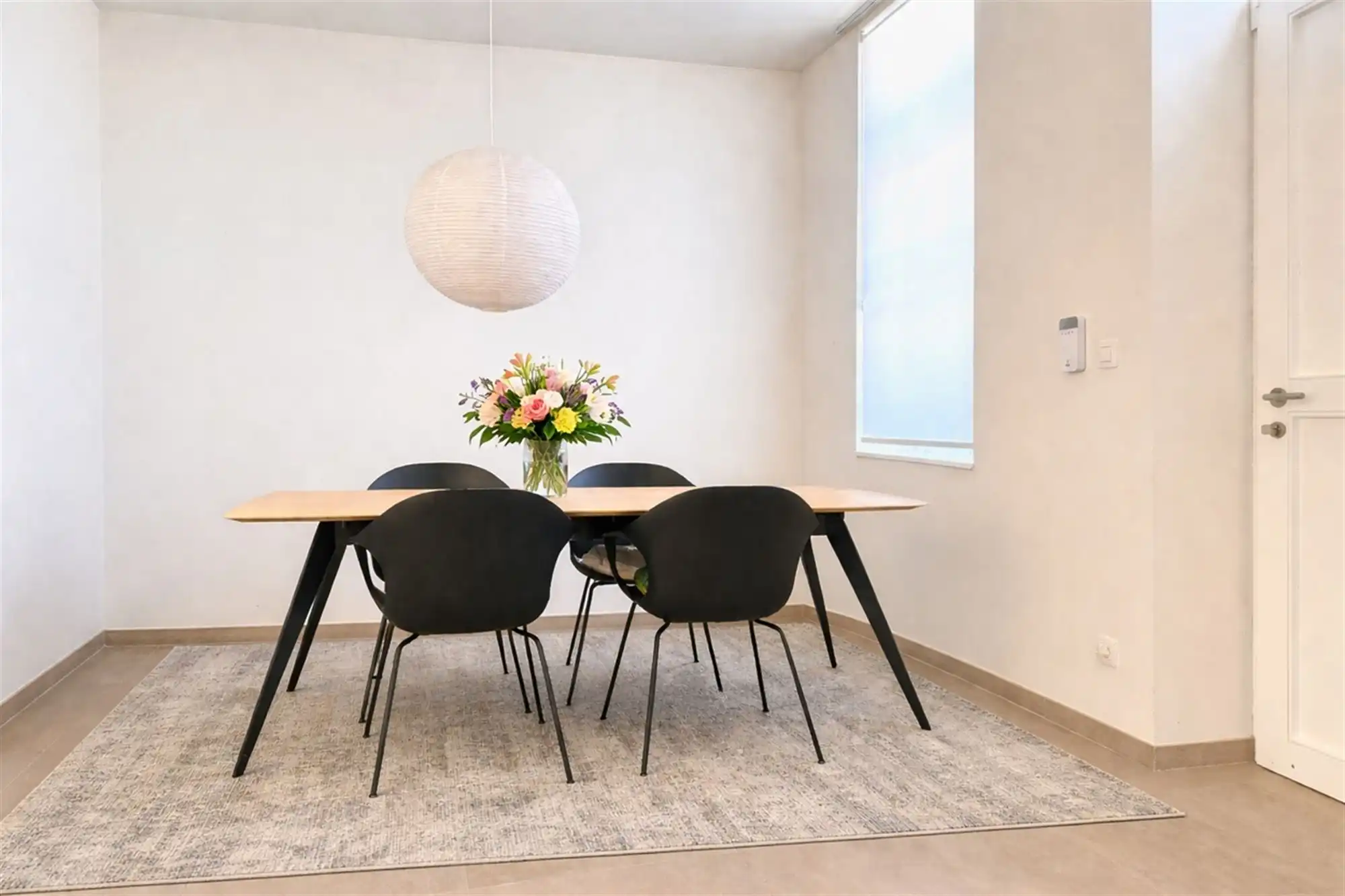 Instapklare charmante DORPSWONING met 3 slpks, 2 badks en tuin foto 6