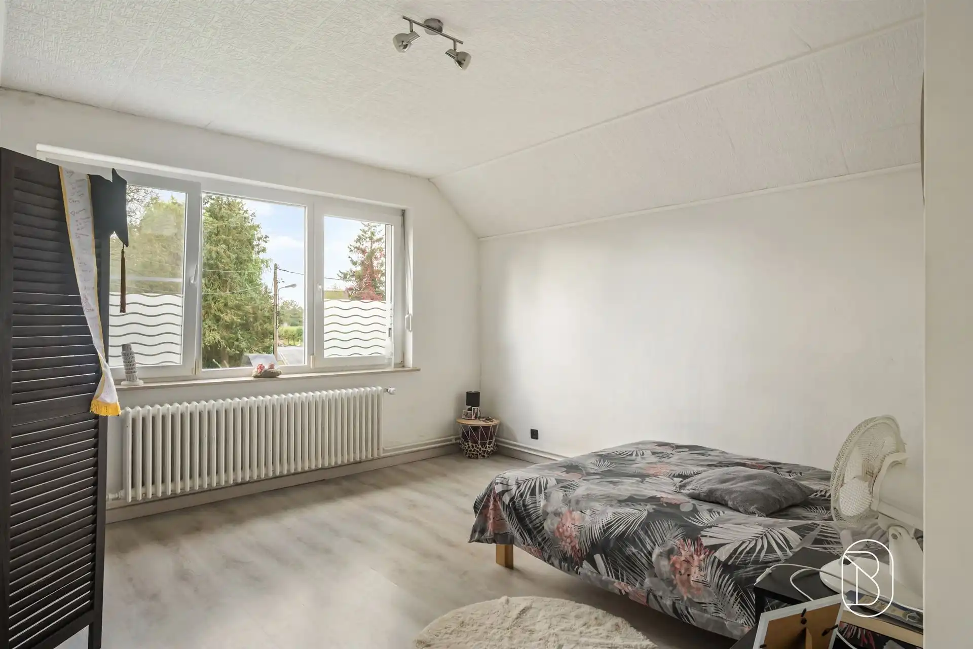Volledig gerenoveerde woning op 1.800 m² in Warchin foto 16