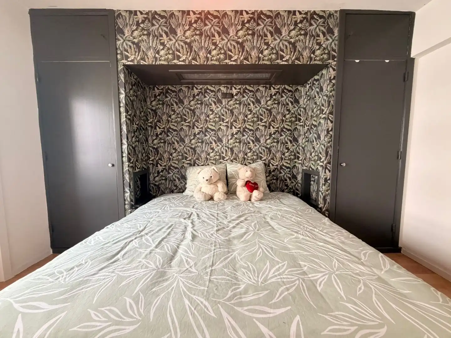 Instapklaar appartement op de hoogste verdieping, vlak achter de Zeedijk foto 11