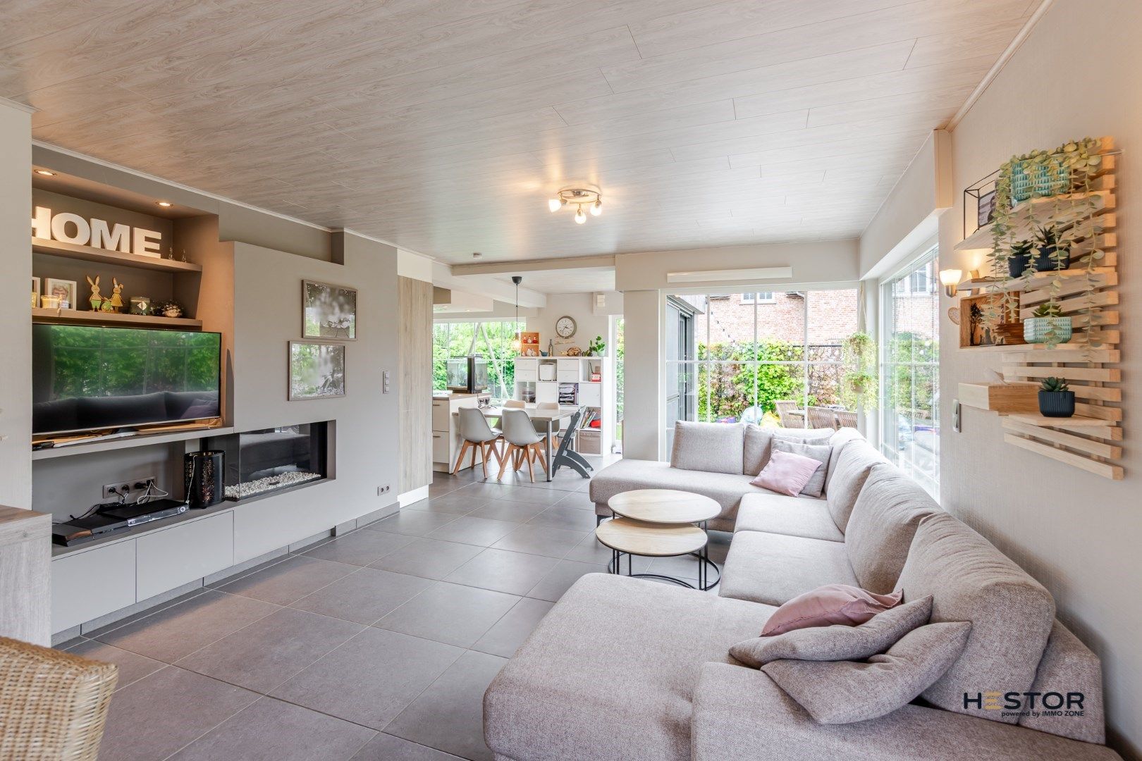 Rustig gelegen gezinswoning foto {{pictureIndex}}