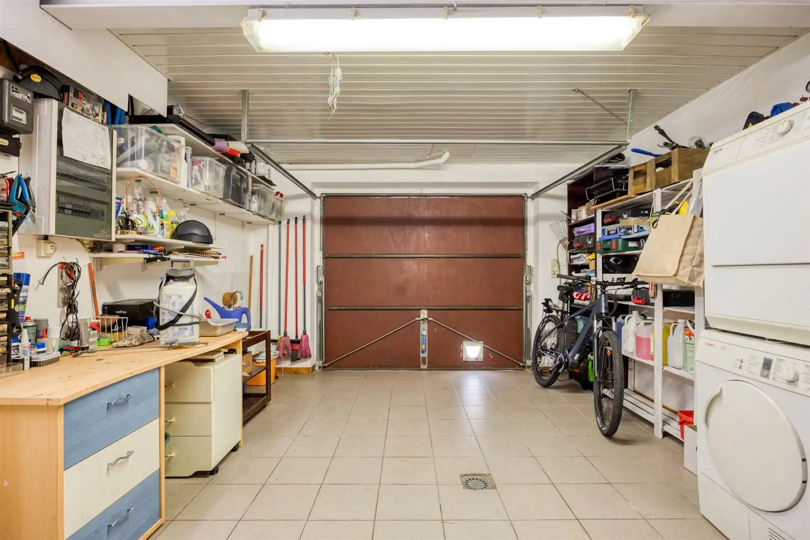 TE KOOP: Uniek woon- en investeringspand met ruime woning en 6 verhuurde studio’s te Heusden-Zolder! foto 36