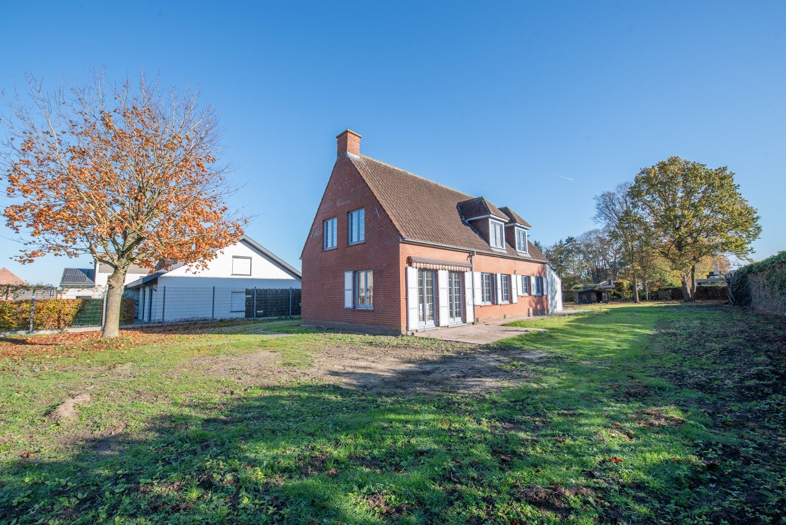 Ruime open bebouwing in Waregem met 4 slaapkamers en ruime tuin foto 22