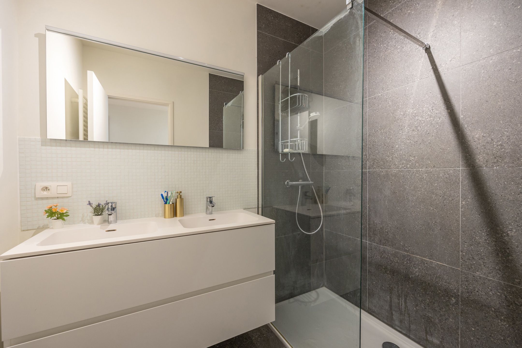 OPEN HOUSE 17/5 - Drieslaapkamer appartement met terrassen! foto 14