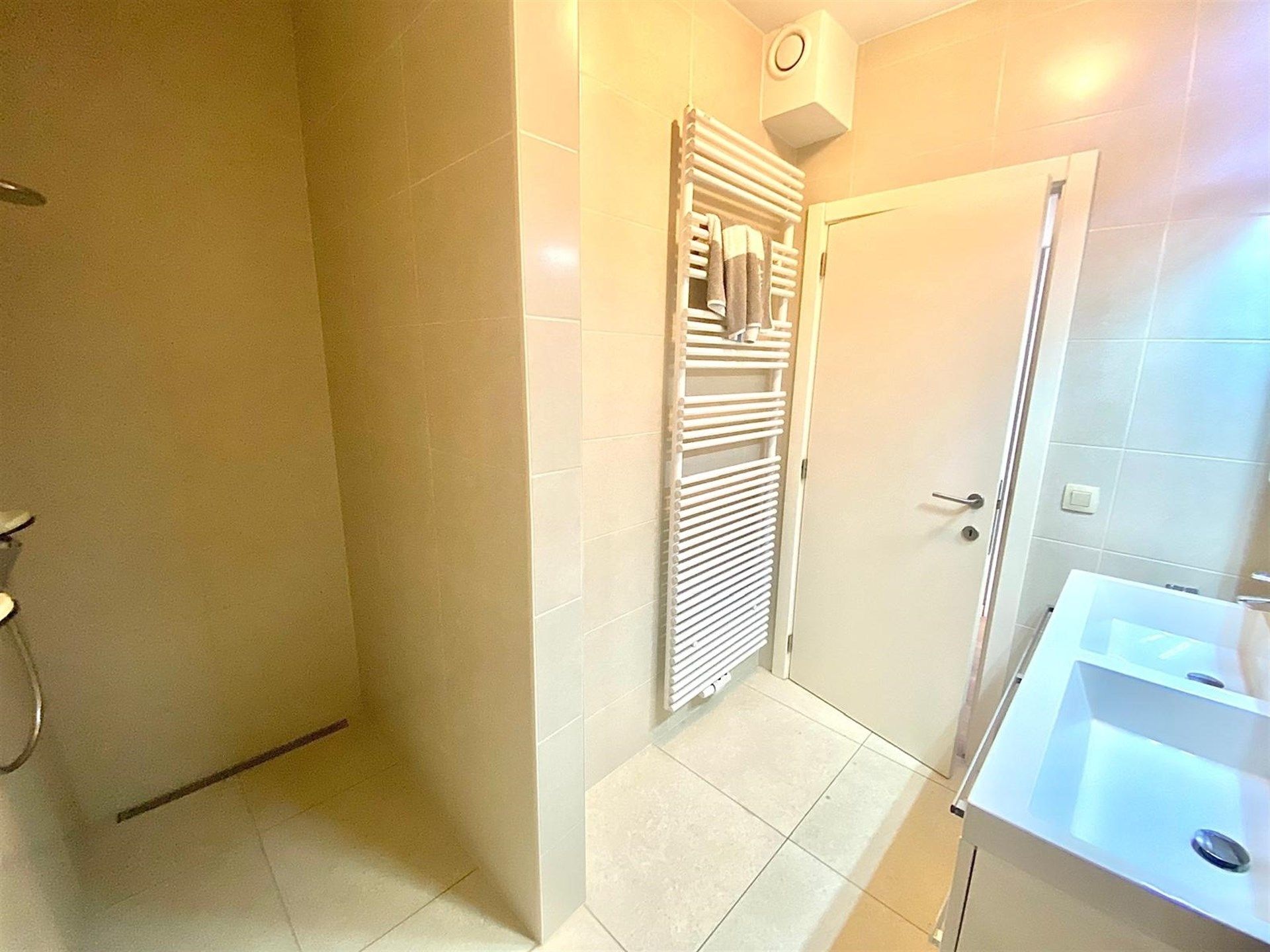 Prachtig appartement in het centrum van Aalst foto 14
