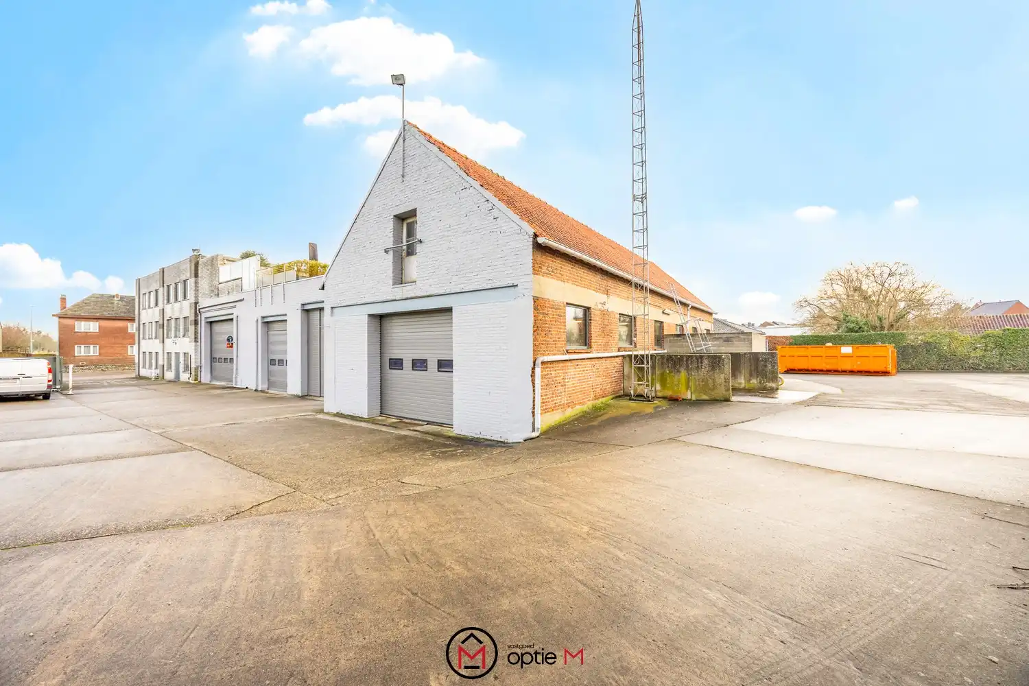 Werkplaats met loods en kantoor te koop in Bilzen foto 9