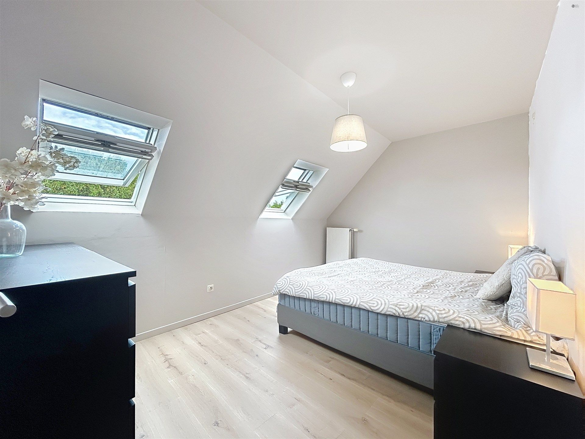 duplexappertement met 3 slaapkamers en terras in doodlopende straat foto 8