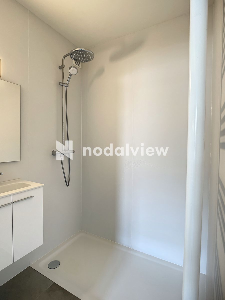 Modern gerenoveerd gelijkvloers appartement nabij park 58 foto 7