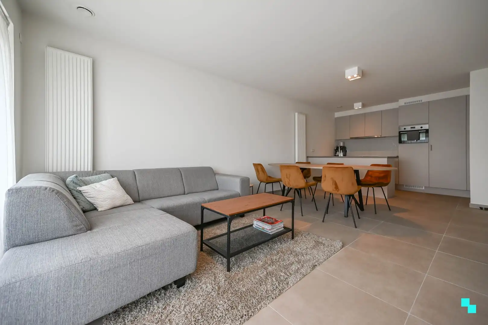 Gezellig en rustig gelegen appartement nabij centrum Emelgem foto 2