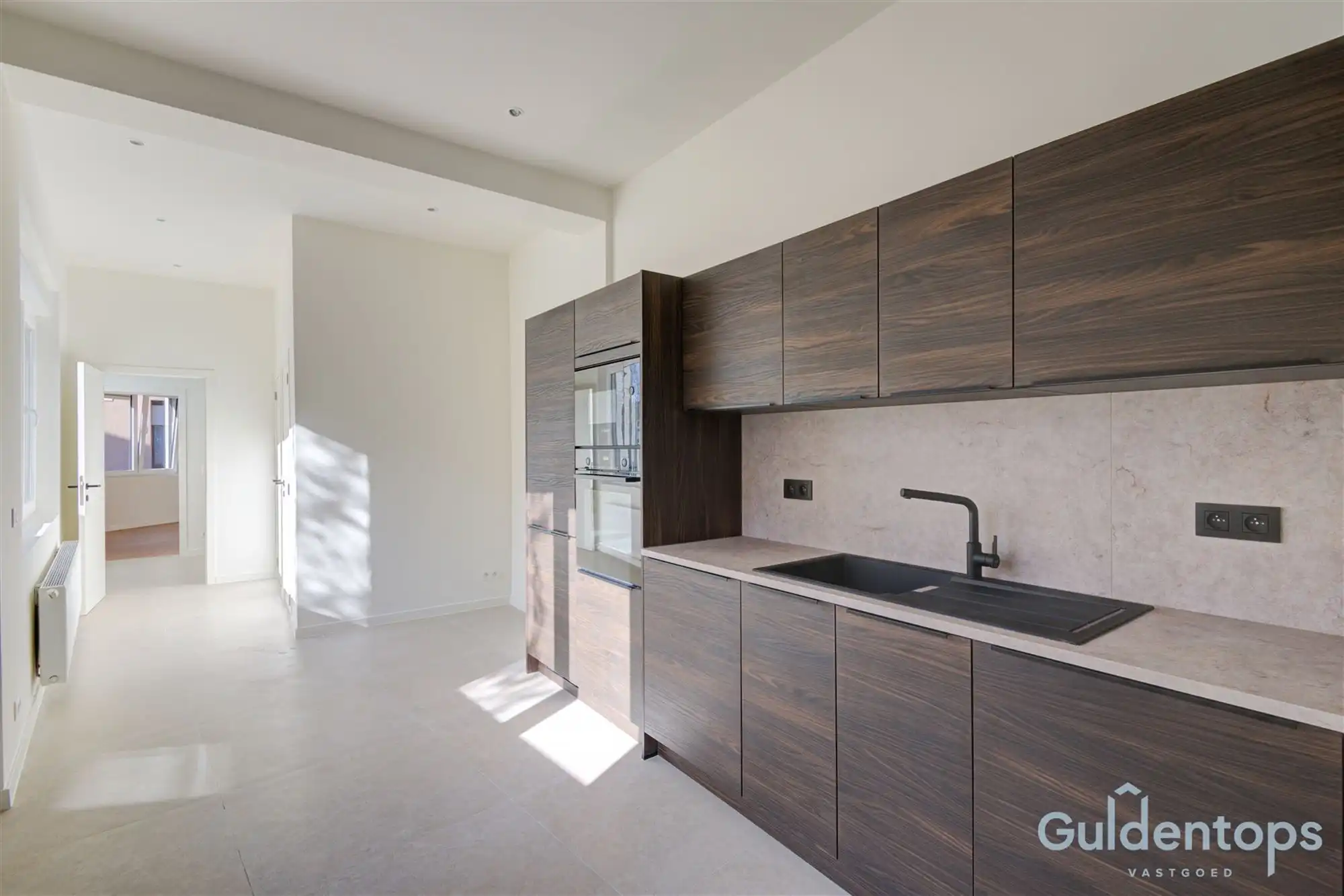 Instapklare vernieuwde woning  foto 16