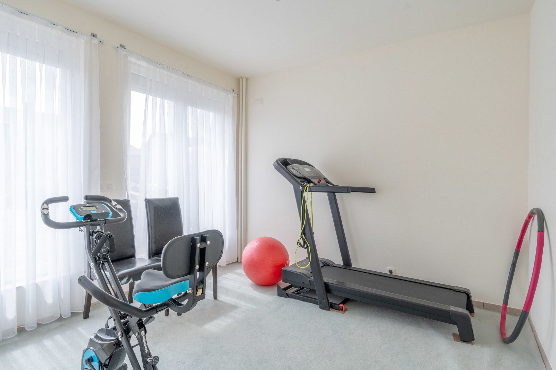 Volledig vernieuwde  woning/kantoor/handelspand met 5 slpks foto 37