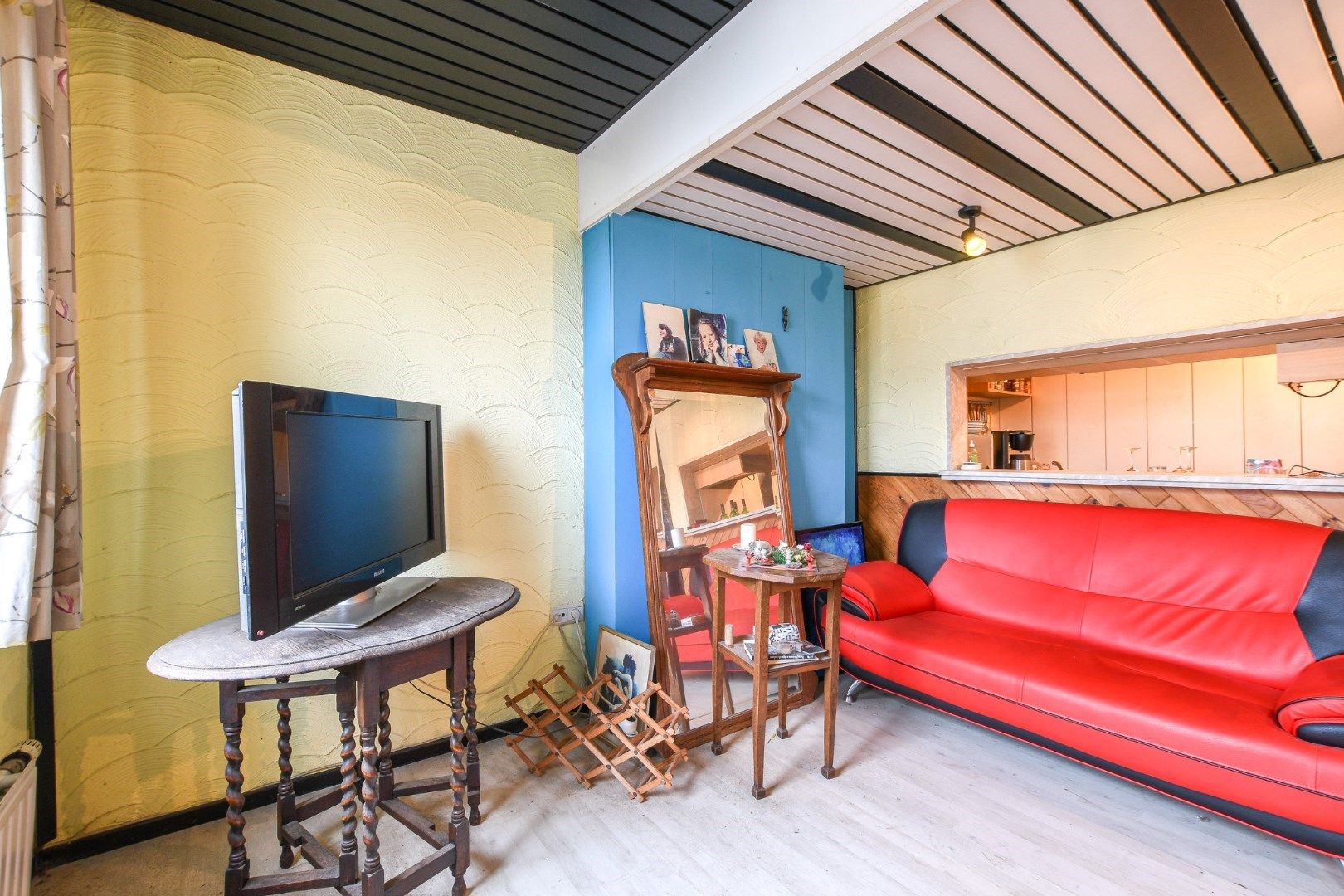 Gezellig appartement in Blankenberge op centrale locatie met renovatiepotentieel foto 4