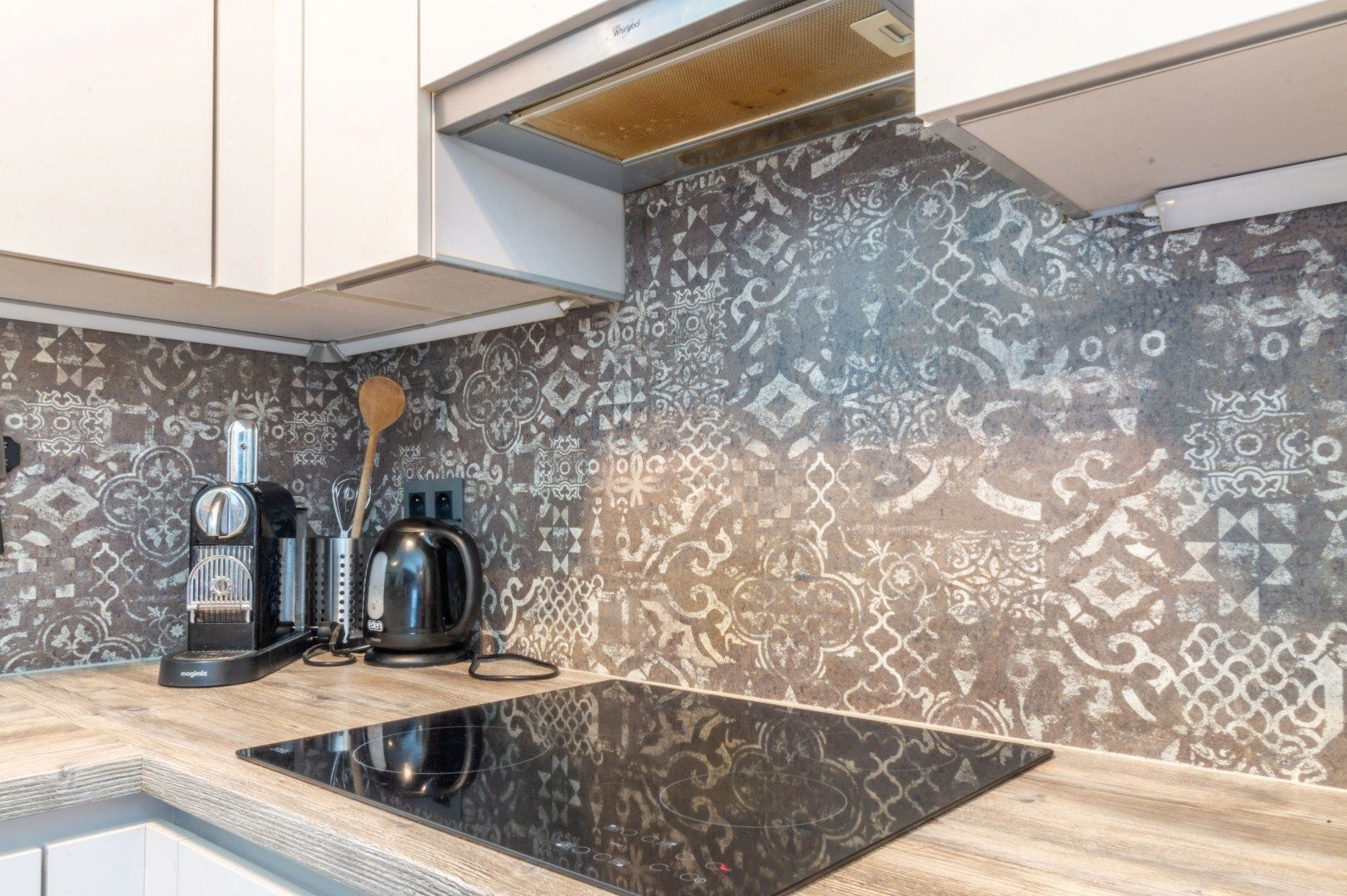 INSTAPKLAAR APP MET 1 SLP + BUREAU & GARAGEBOX ! foto 6