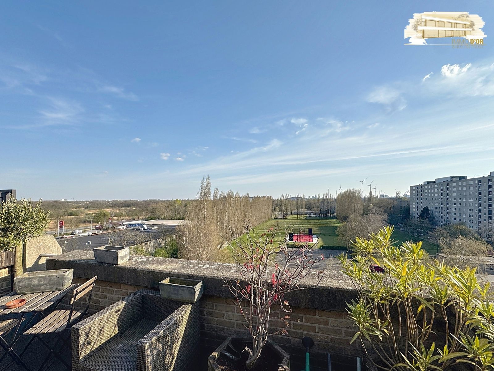 Prachtig dakappartement met een zeer groot Zuid en W-terras  foto 28