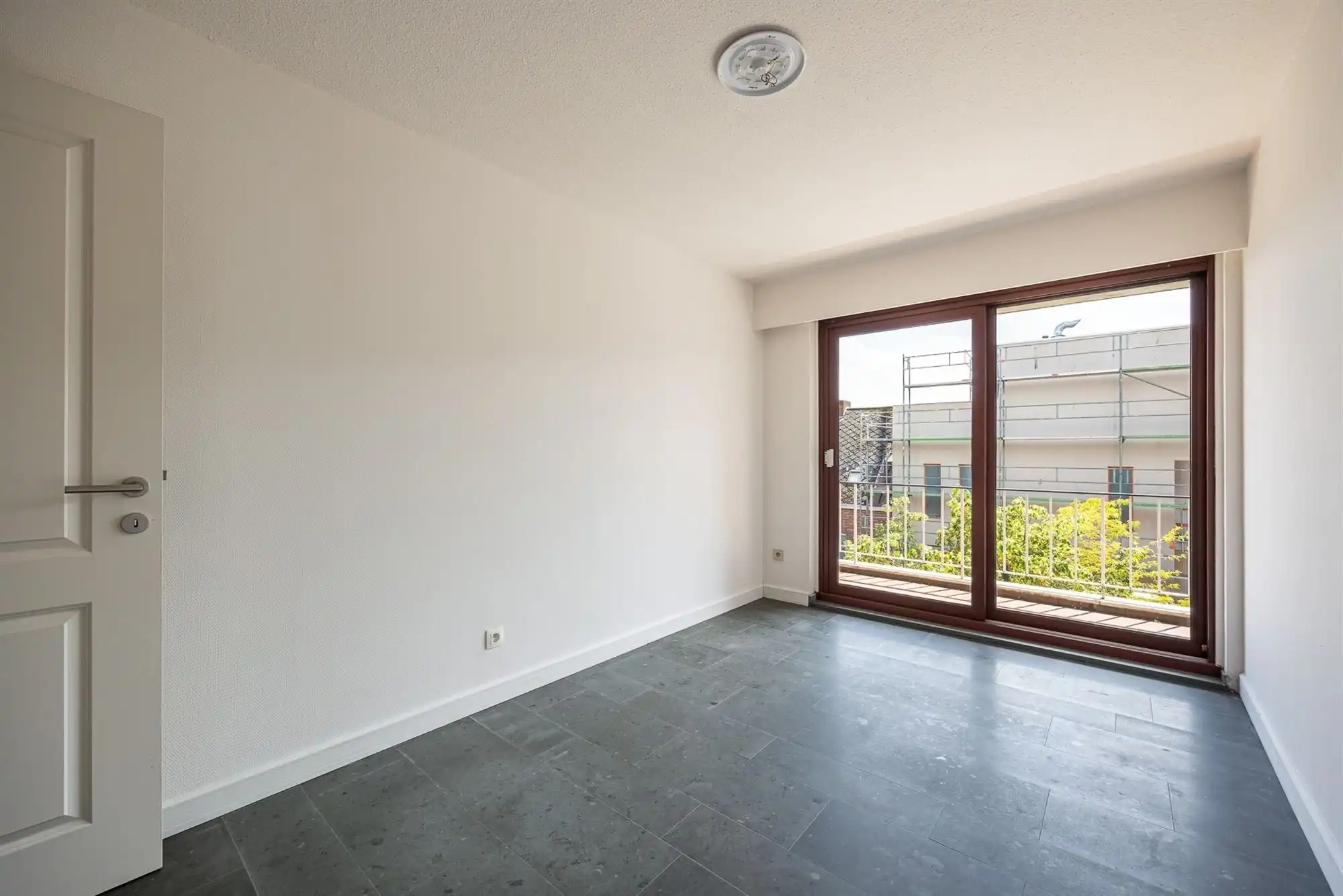 Recent gerenoveerd appartement met 3 slpkms foto 21