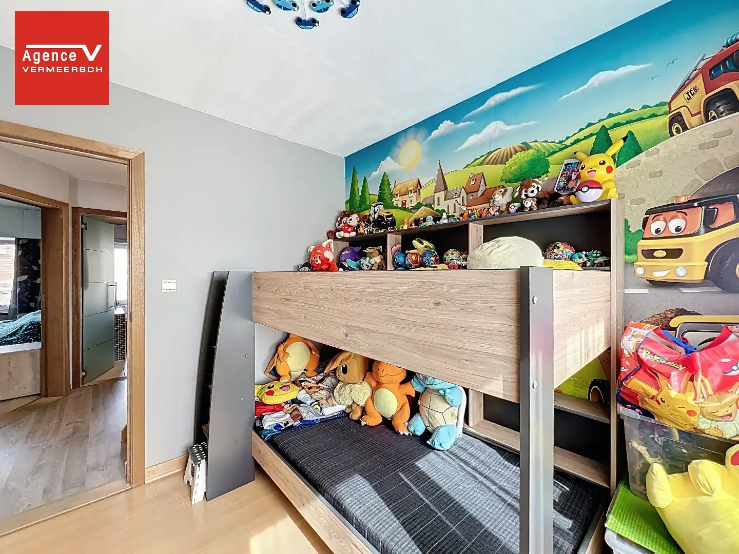 Zonnig georiënteerde instapklare gezinswoning in rustige buurt.  foto 15