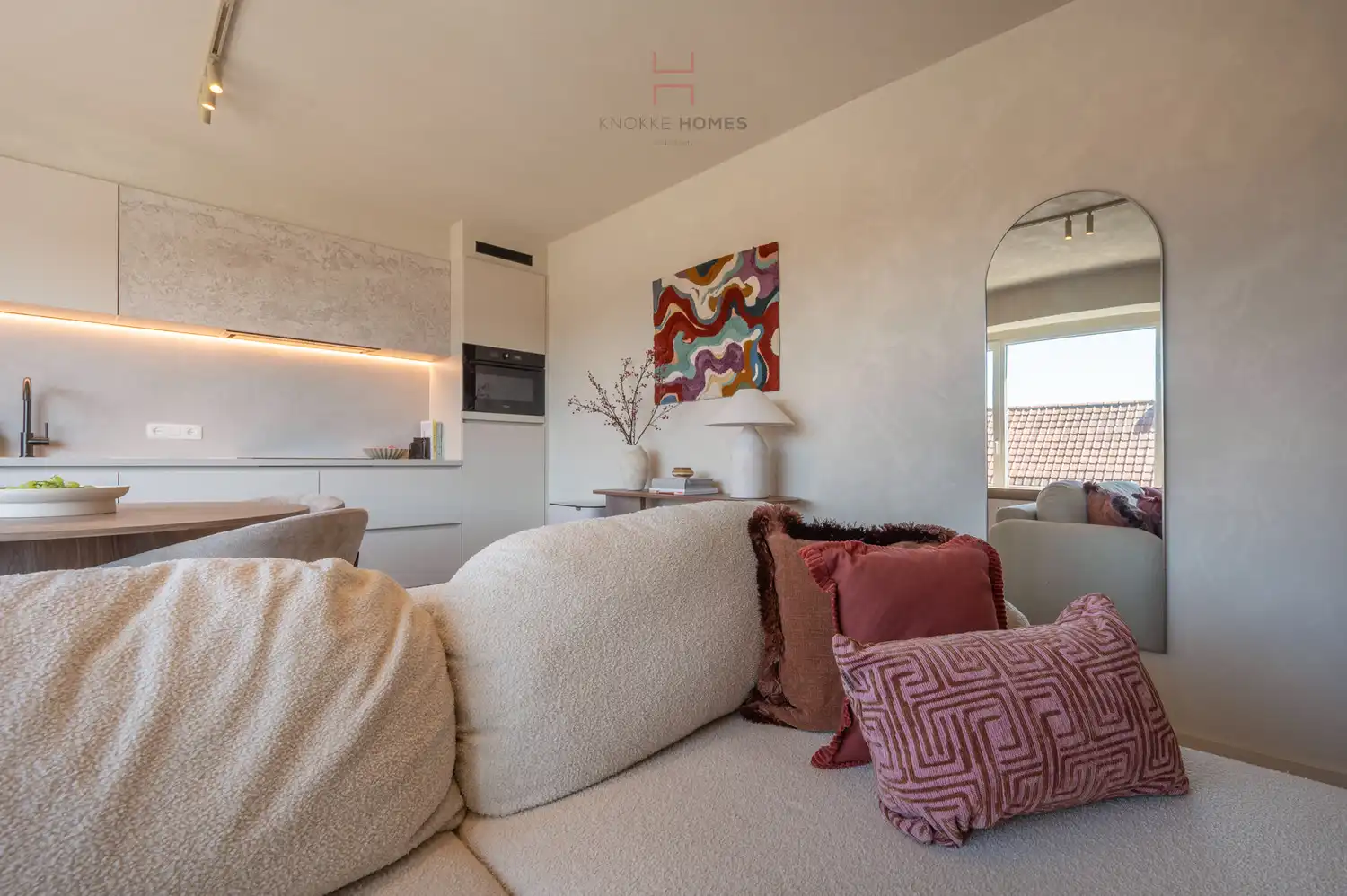 Prachtig gerenoveerd appartement vlak bij het Astridplein in Duinbergen foto 14