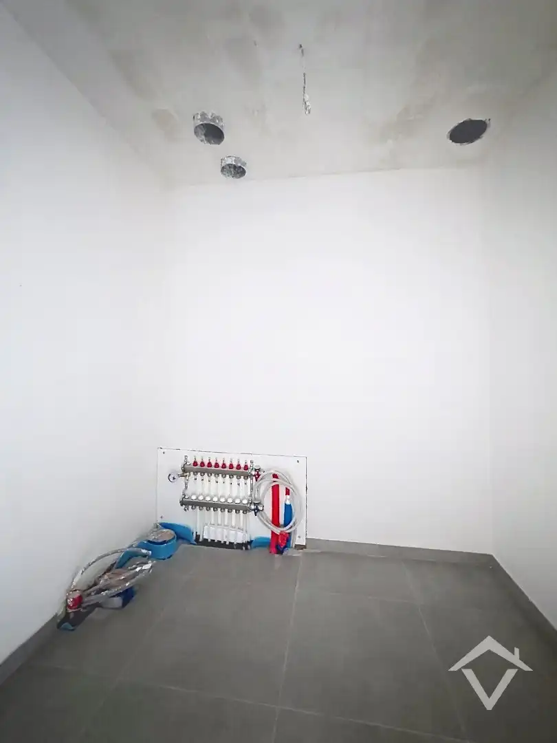 Nieuwbouwwoning met 3 slaapkamers in centrum Koekelare  foto 11