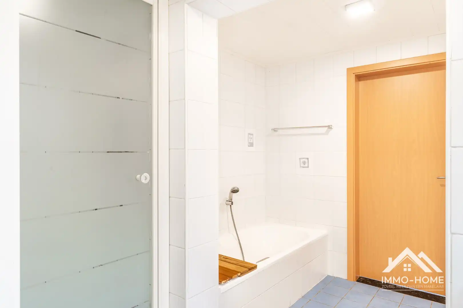 Instapklare woning met schitterende tuin! foto 18