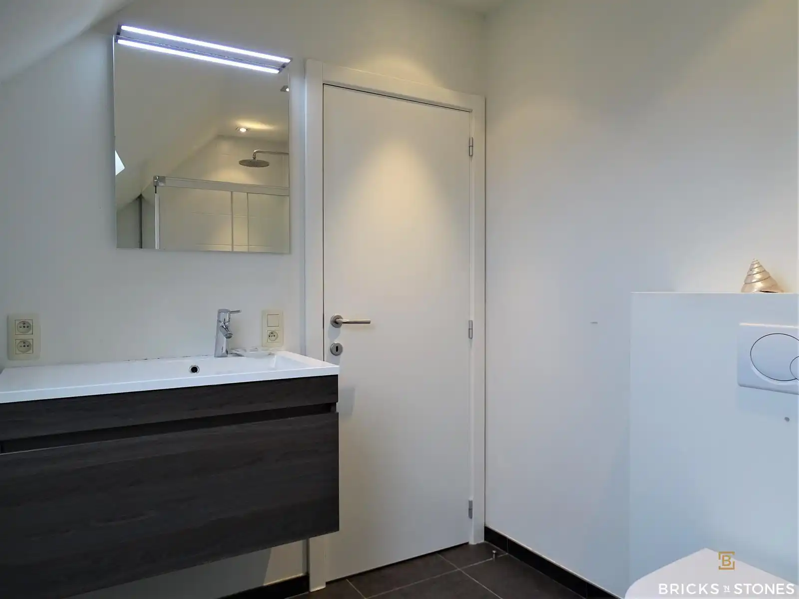 Ruime duplex met 2 terrassen in de Oude Stad foto 7