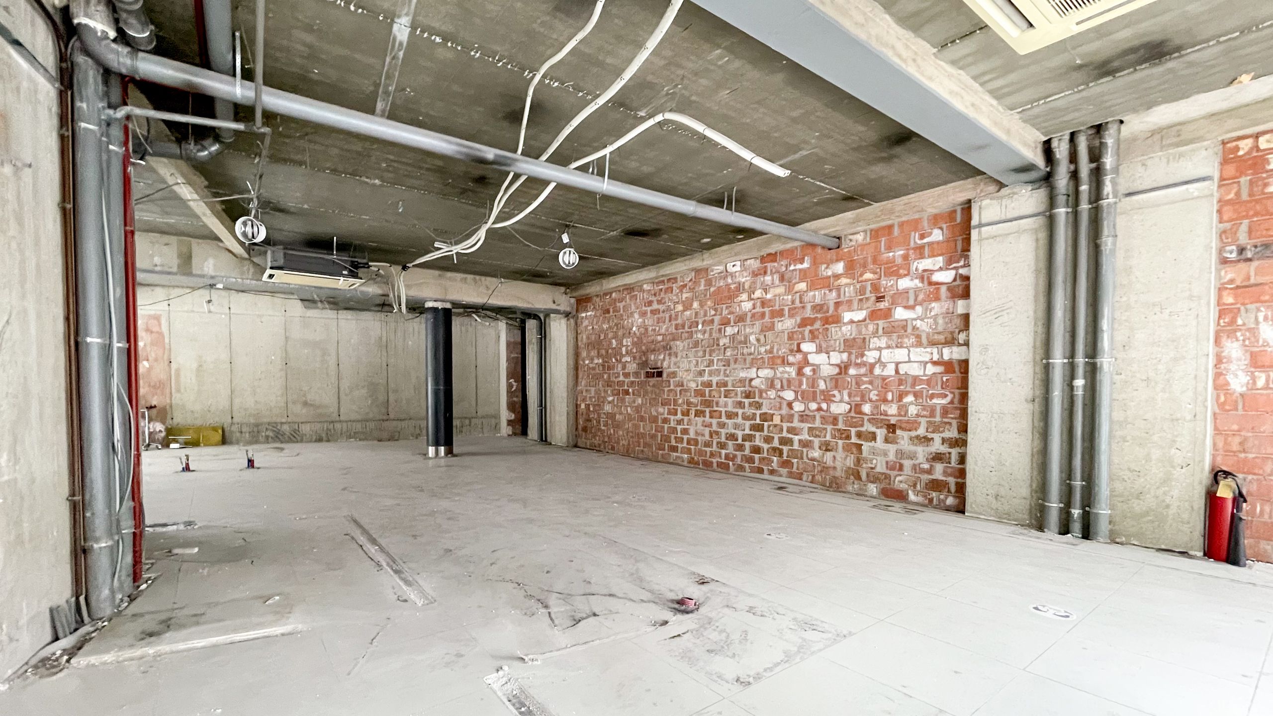 commercieel gelijkvloers ca 145 m² in Nationalestraat foto 6