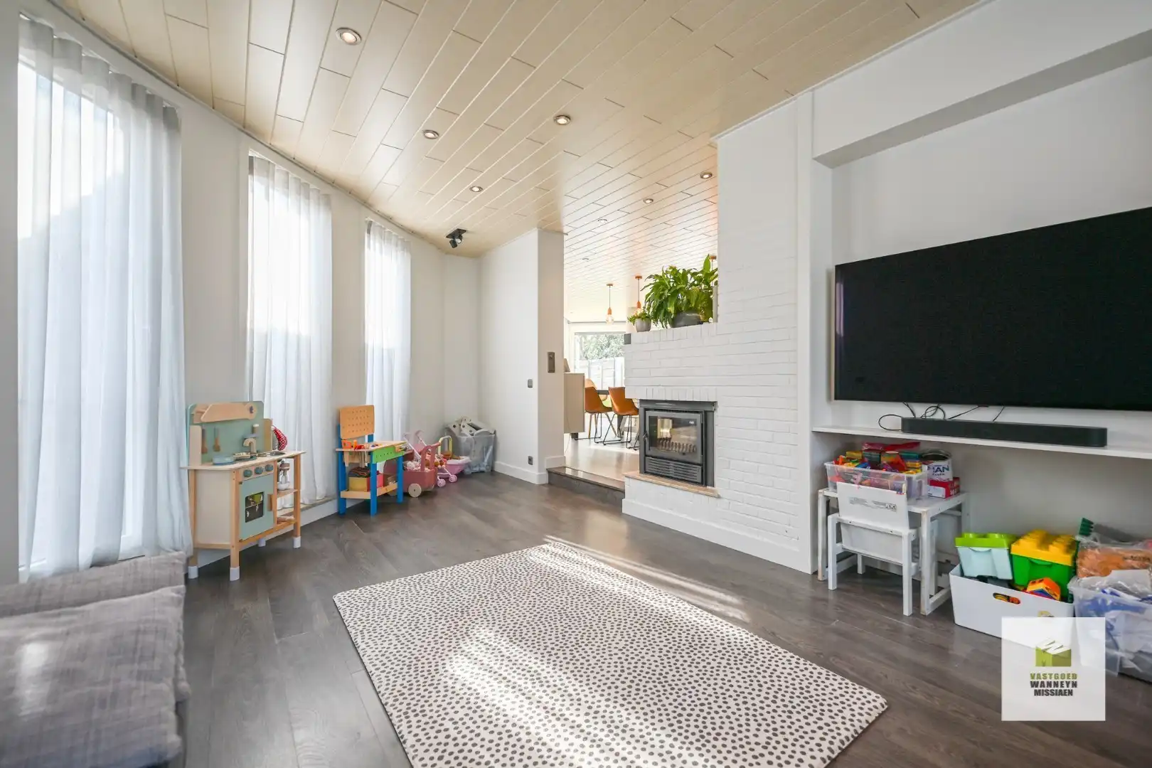 Perfect instapklare woning met 4 slaapkamers en kantoor/praktijkruimte met aparte ingang (21 m²) foto 11