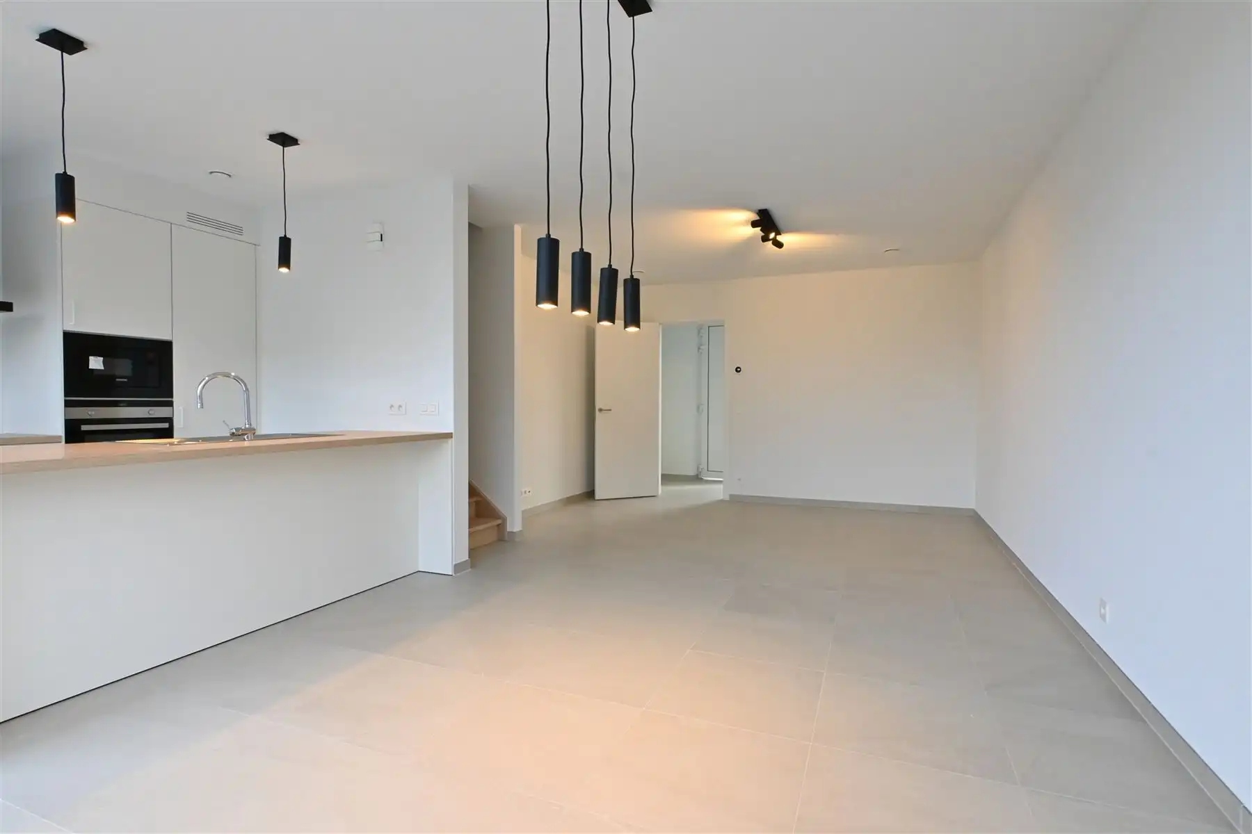 Nieuwbouwwoning met alle comfort foto 3