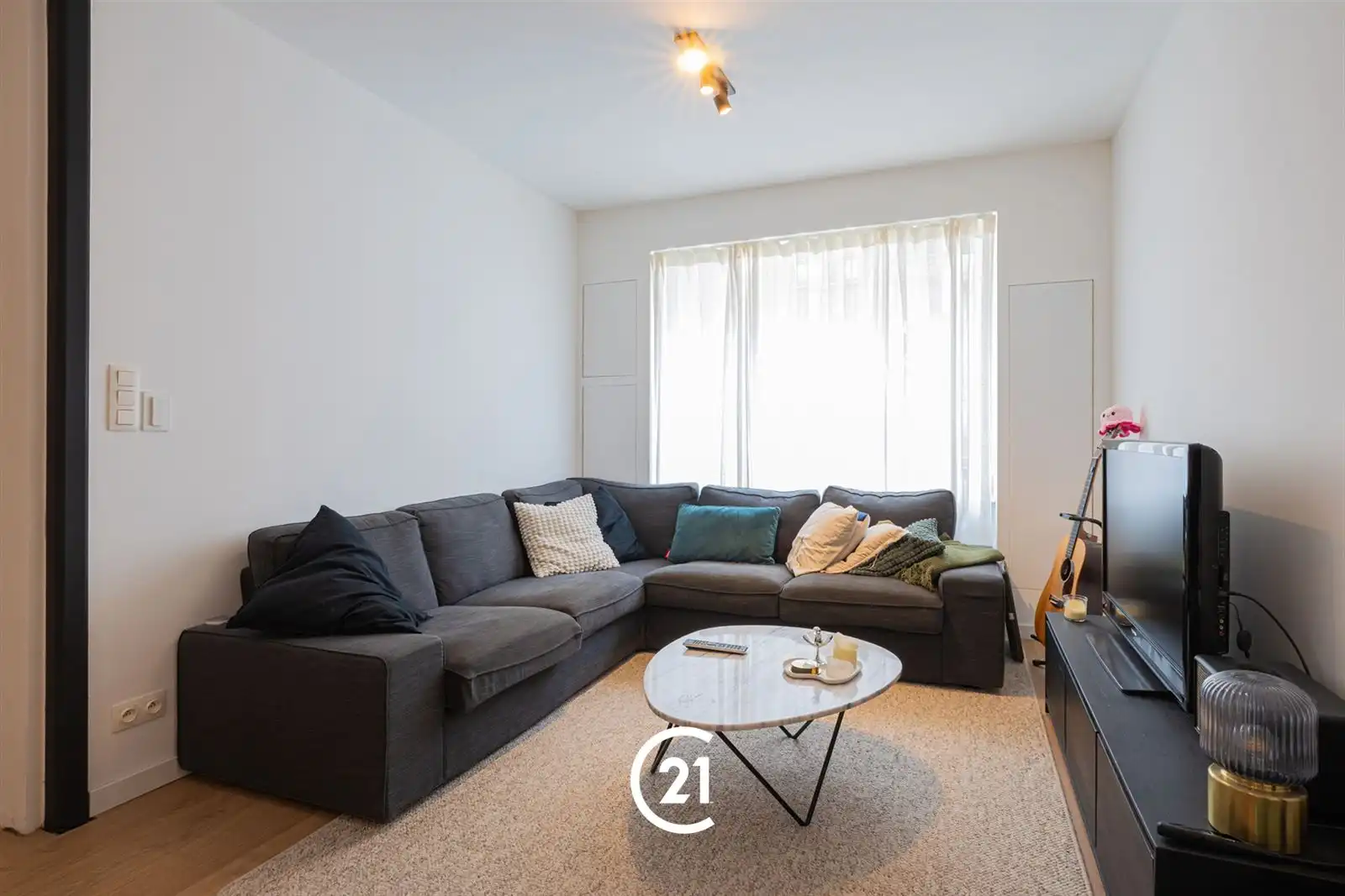 Toffe, gerenoveerde woning met 3 slaapkamers in Gent. foto 3