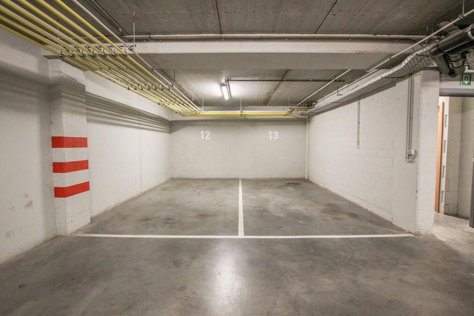 Ruim 2 slaapkamerappartement bij Gent-Zuid, met autostaanplaats foto 19