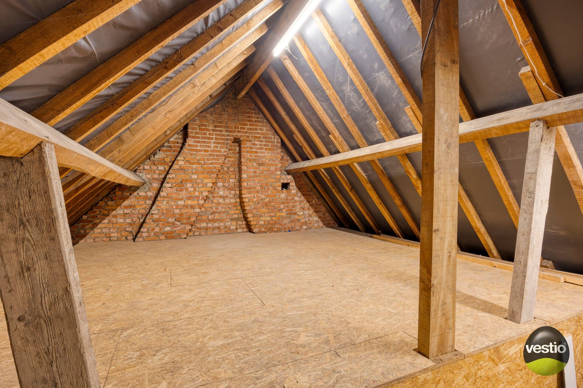 Charmante, gerenoveerde stadswoning op toplocatie in de Bosstraat. foto 21
