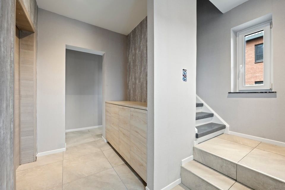 UITZONDERLIJKE OPEN BEBOUWING MET VEEL RUIMTE EN LICHT, OOK GESCHIKT ALS KANGEROEWONING foto 5