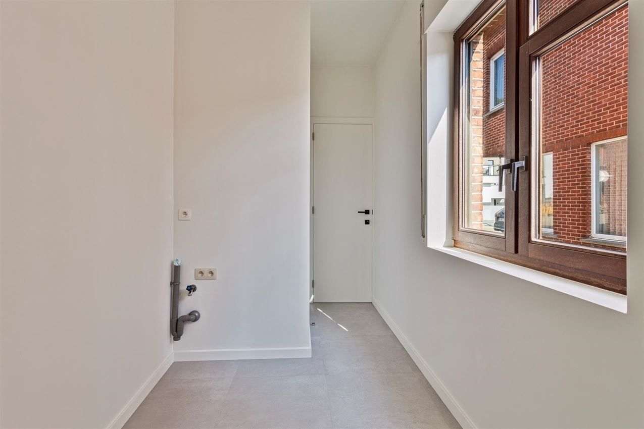 totale vernieuwbouw, label B, garage, zuidtuin foto 10