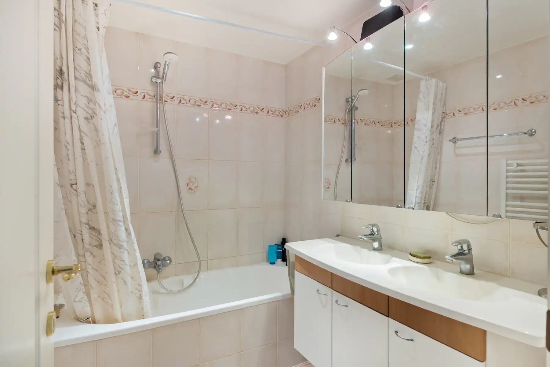 Appartement te koop foto 13