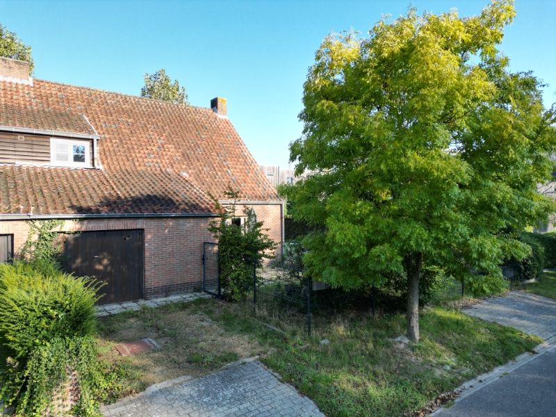 Rustige Koppelwoning nabij de Plaatsduinen foto 1