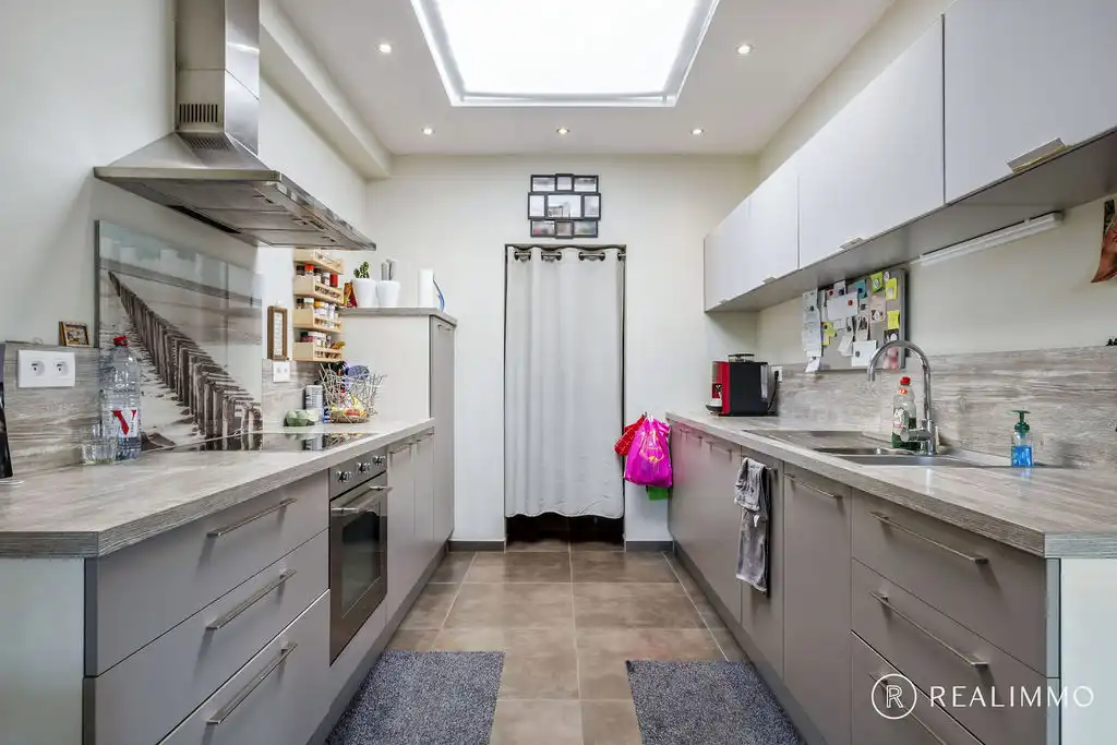 Luxueuze penthouse van 160 m² met 3 slaapkamers en parkting te Dottenijs! foto 5