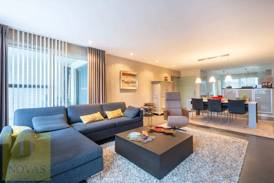 Toplocatie in Lommel, 2 slaapkamers, 33m² over 2 terrassen, heel luxueus foto 3