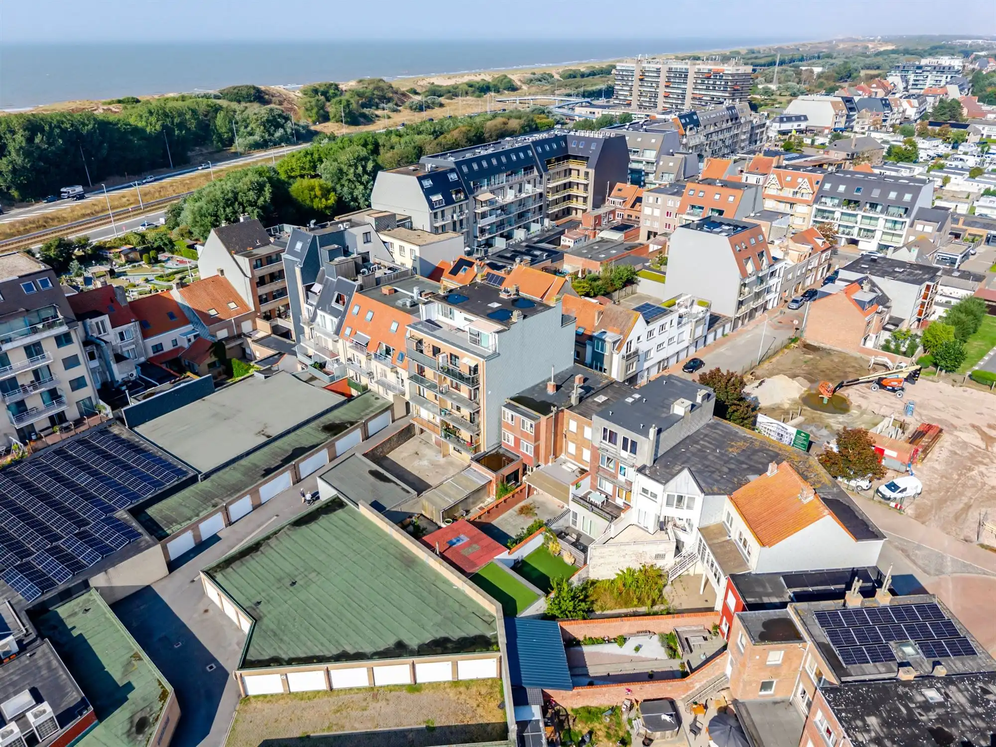 Instapklaar gelijkvloers appartement aan zee! foto 15