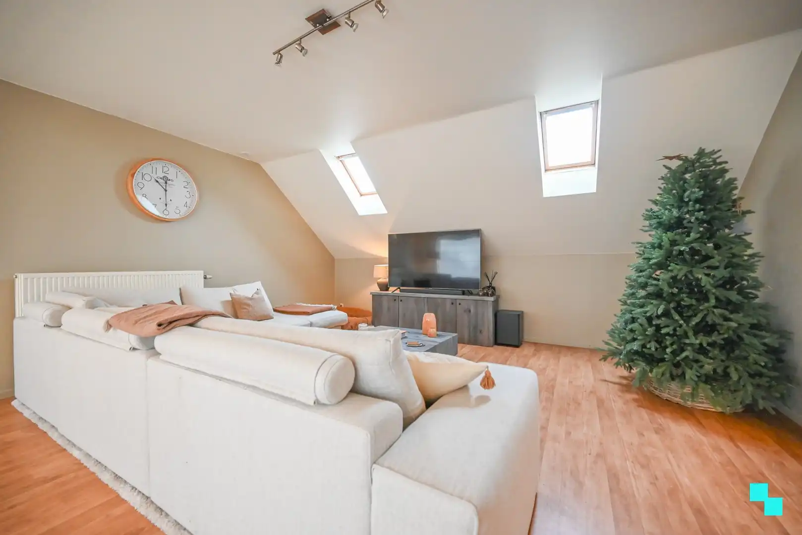 Multifunctionele handelszaak met loods en appartement in Anzegem! foto 24