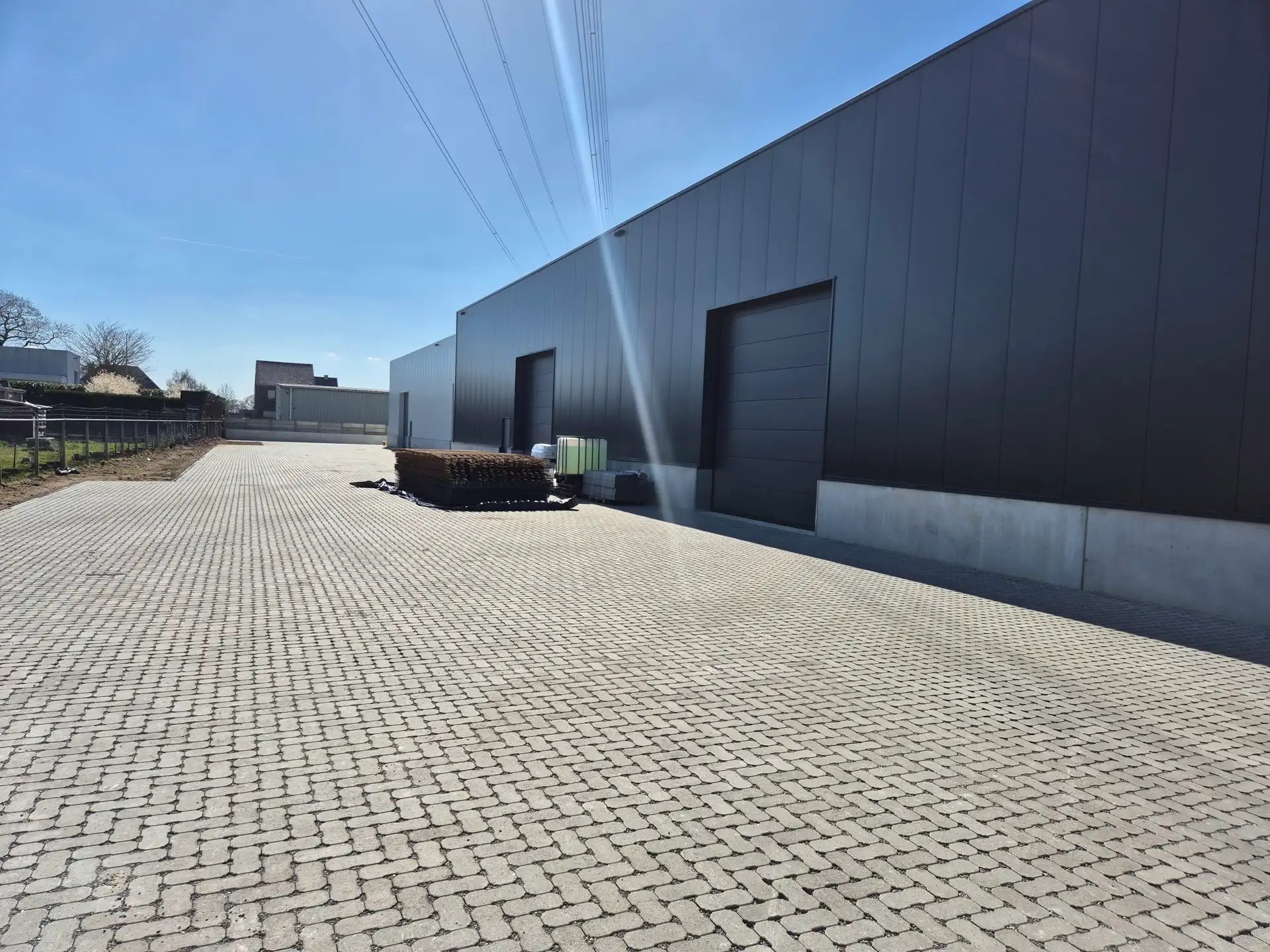 TE KOOP: KMO-unit 4 (opp. 1080m²) op 'Jagersborg' in Maaseik foto 4