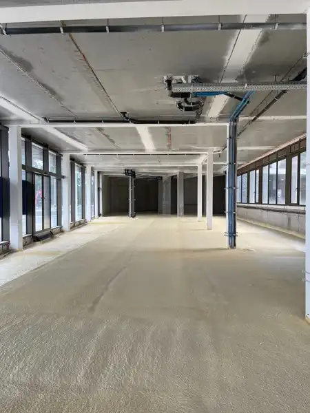 Handelspand  van 149 m² te koop in het centrum van Beringen. foto 8